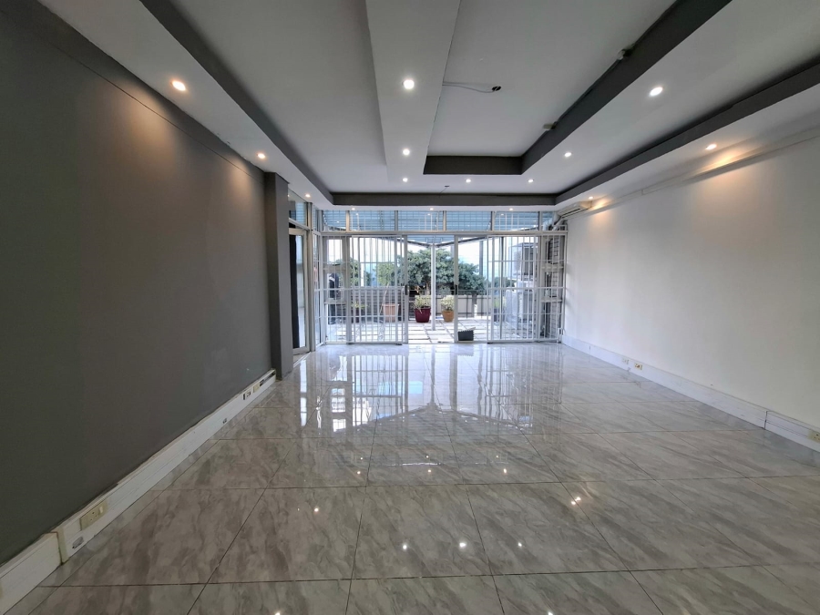 Commercial Property for Sale in Oakdale Western Cape